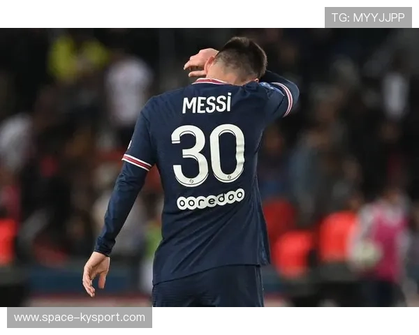 法兰克福官宣新帅里埃拉，签约至2028年挑战联赛重建